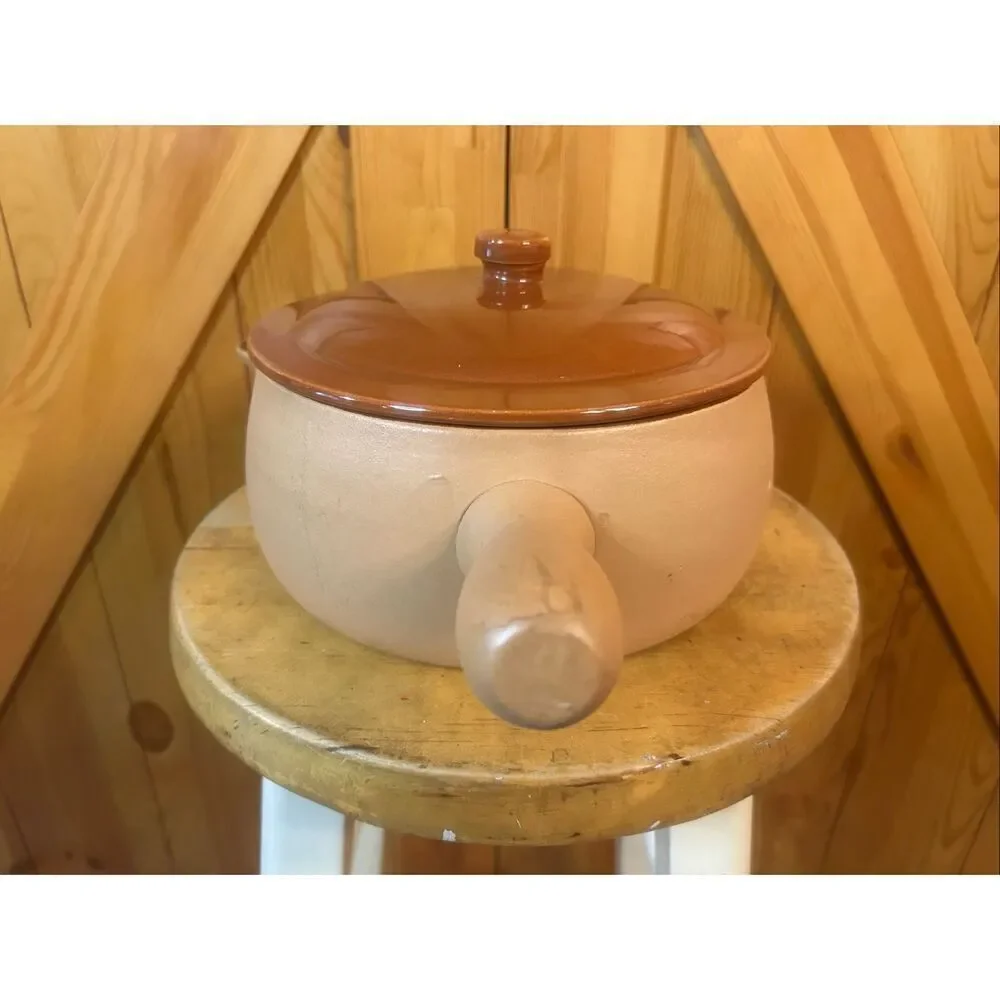 Vtg Red Wing Provincial Large Casserole Dish Handle Lid (5737)